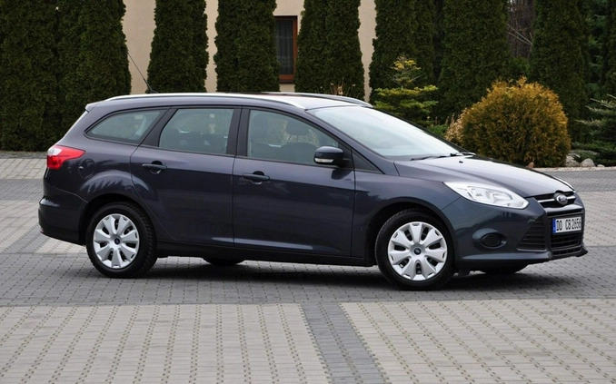 Ford Focus cena 24900 przebieg: 221000, rok produkcji 2013 z Płoty małe 704